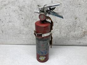 2.5sa All Other Safety/warning Buckeye Fire Equipment With Bracket - Used