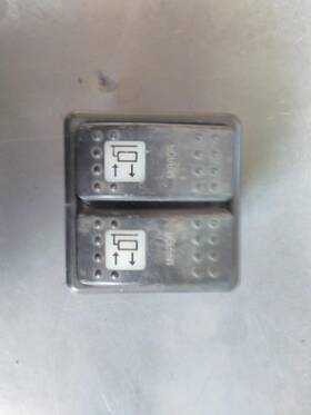 3575958 Autocar 2329498 N/a Wxll Low Level Interior Parts Misc.