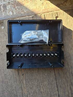 23-1607000 B/a Products 12 Way Junction Box 12v / 24v 3 In Lot