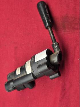 5001225 Bendix 410013 Switch Trailer Hand Brake Valve