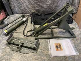 30m-hvbmi Bogert Hmmwv M998 M1123 M1165 M1152 Nos Hydraulic Jack Kit Humvee