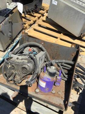 3523192 Carrier 2283181 Replaces N/a 2009 Auxiliary Power Unit