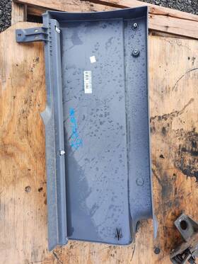 A18-64871-005 Freightliner 2167167 Cascadia 125 Interior Parts Misc. 3393195