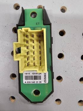 A0355452326 Freightliner 2281879 Cascadia Control Module Electronic Parts Oem