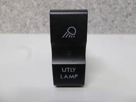 A06-53782-003 Freightliner 2286825 Cascadia 125 Utility Lamp Switch 3527229