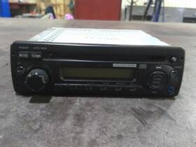 3543953 Freightliner 2301210 2015 Cascadia 113 Radio Am/fm/cd