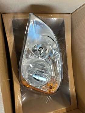 A06-51907-006 Freightliner Left-hand Headlamp Assembly