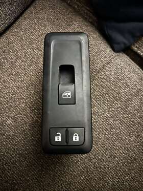 4061968c2 International Lt Passenger Window Switch