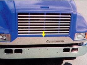 Qaint47004 International 4000 Series Nose Guard Panel Fits 4700/4900 Except Lpx Model