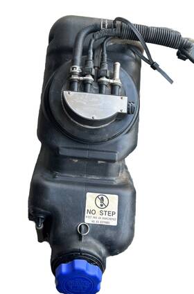 8981202085 Isuzu Npr Nrr Nqr Tank Def/urea 2012 Diesel Exhaust Fuel