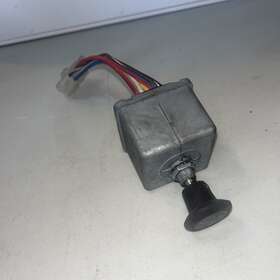 P27-1066 Kenworth Switch Windshield Wiper 03839aa With Knob Rev C 0909