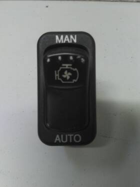 16-07417-7c3gvv2f-31 Peterbilt 2215061 387 2010 Engine Fan Switch 3446769
