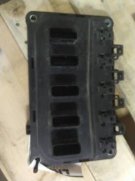 Q21-1142-001-001 Peterbilt 2251456 579 Chassis Control Module Ccm 3486821