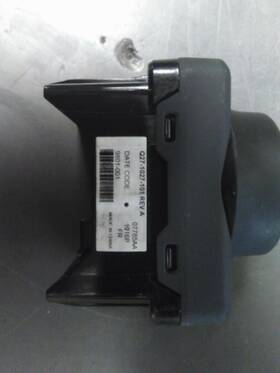 Q27-1027-101 Peterbilt 2340644 567 Cruise Control Switch 3587864