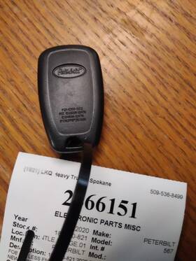 P21-1056-002 Peterbilt 2466151 2020 567 Electronic Part 3727158