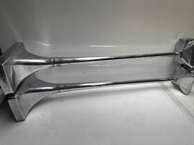 H13720 Peterbilt Pair Roof Mount High Tone Air Horn And Base