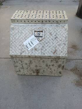 607.kwhc93 Semi Truck Storage Box 20x24x26 12149052