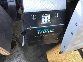 3443069 Thermo King 2211780 Tripac Evolution Diesel Auxiliary Power Unit