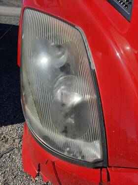 3469582 Volvo 2235936 Vnl Headlamp Assembly 2015 Right Used - A
