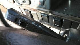 20797838 Volvo 2288049 Vnl Cruise Control Switch 3528533