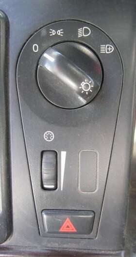 3585995 Volvo 2339096 Replaces Vnm 2016 Switch Headlamp