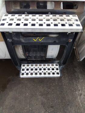 3648381 Volvo 2395273 Vnl Step Tank 2012 Left Used