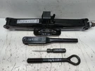 Kia Sedona 2016 Jack 1496337. Fixed Price $100.00.