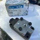 Genuine Eaton Fuller Trans Range Slave Valve Assy A5000 New Oem. Fixed Price $114.00.