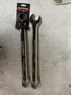 New Gearwrench Fixed Combination (2PK) 30MM Pn: 81744 & 32MM 81745D. Fixed Price $40.00.