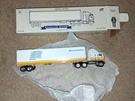 United Van Lines Kenworth K100E Lockable 18 Wheeler Diecast Metal Coin Bank. Fixed Price $19.95.
